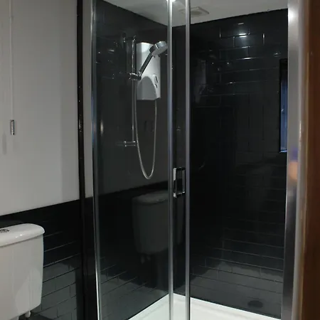 Acomb Guest house 3*